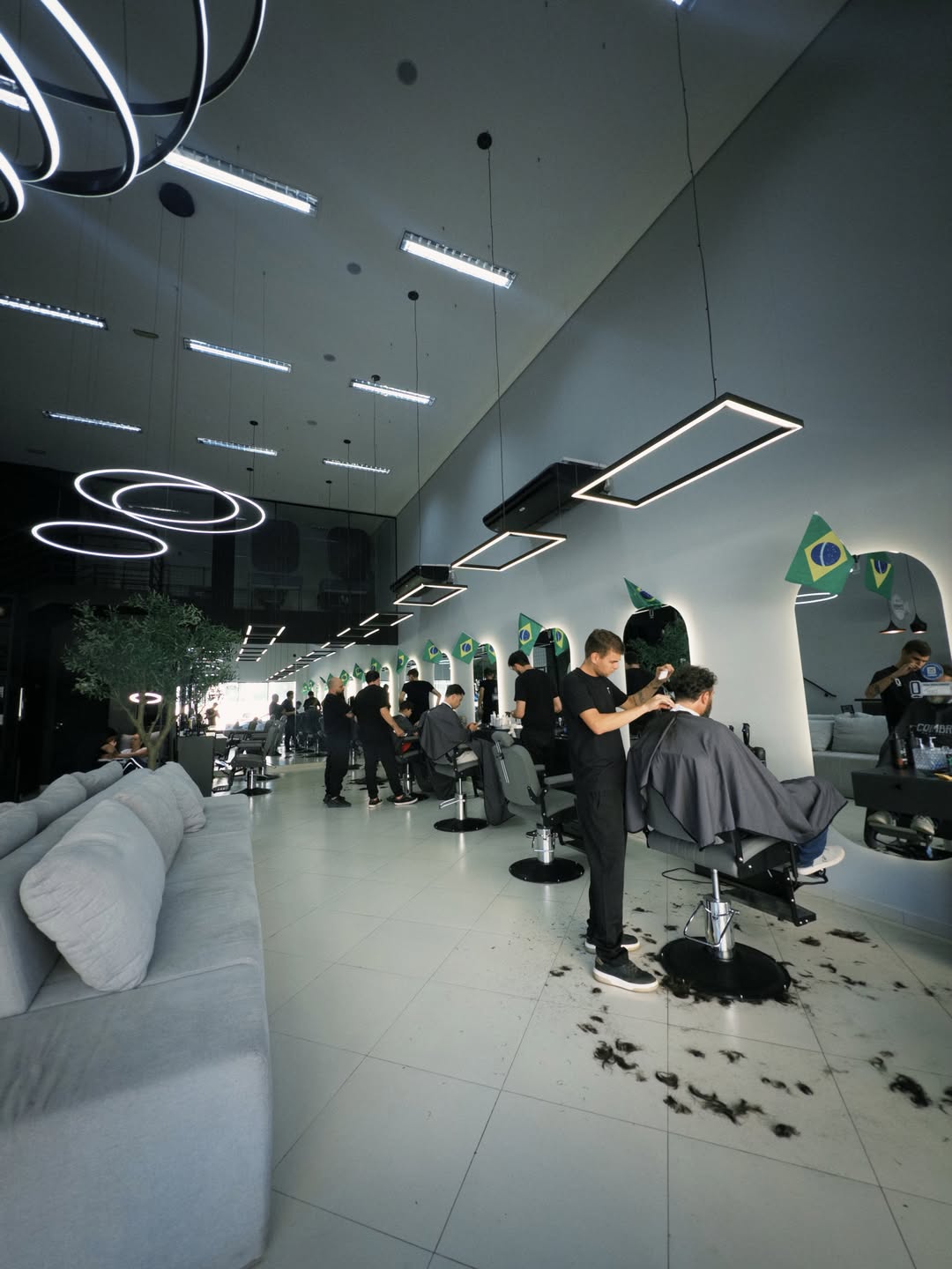 Interior da Barbearia Coimbra
